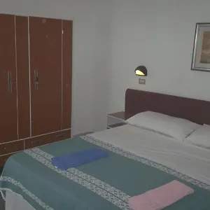  Hotel Magda