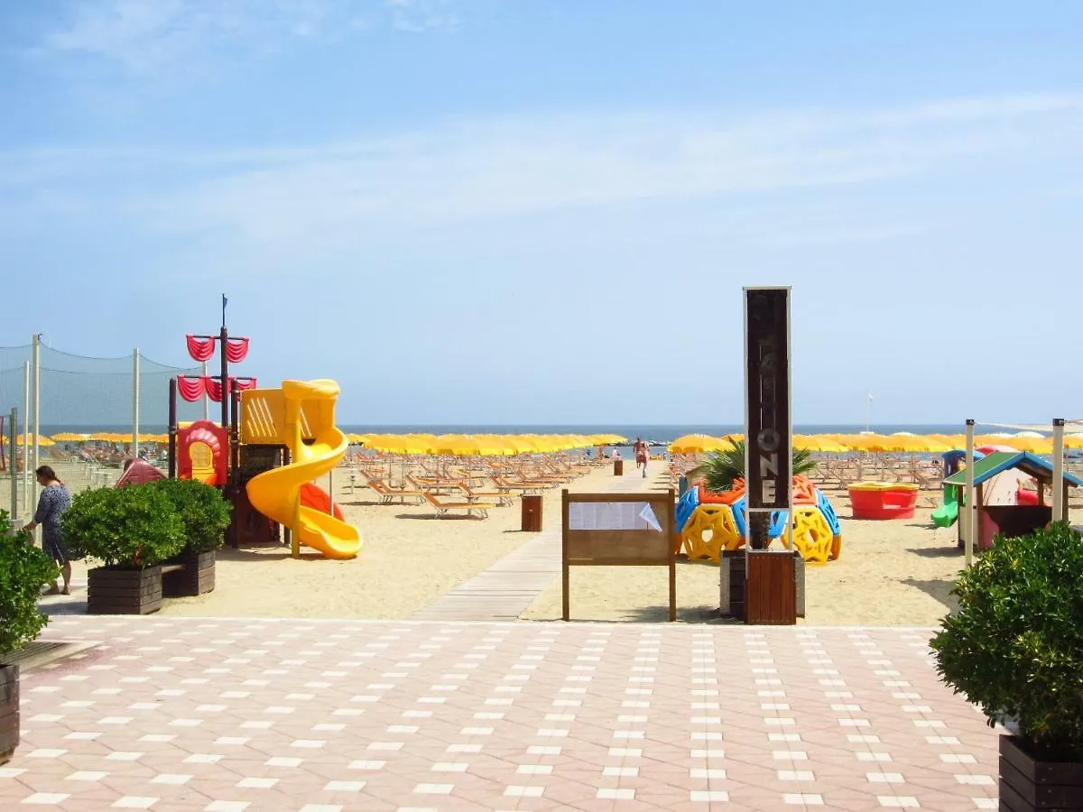 New & Modern Apartment On The Sea Rimini